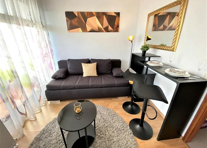 Exclusives In Bestlage +netflix +boxspring Appartamento *