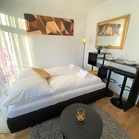 Exclusives In Bestlage +netflix +boxspring Appartamento